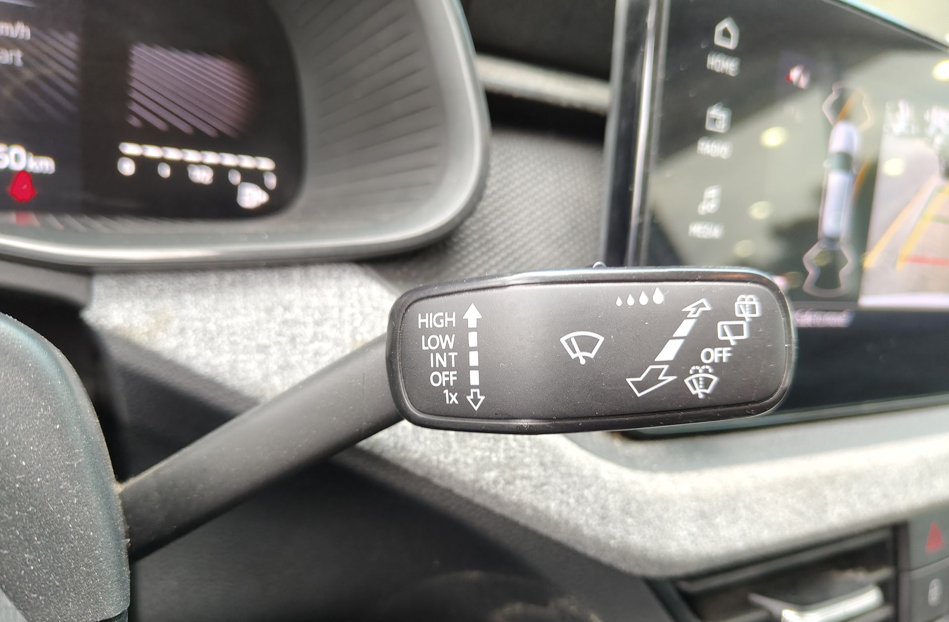 Škoda Scala 1.0 TSI Selection - foto 27