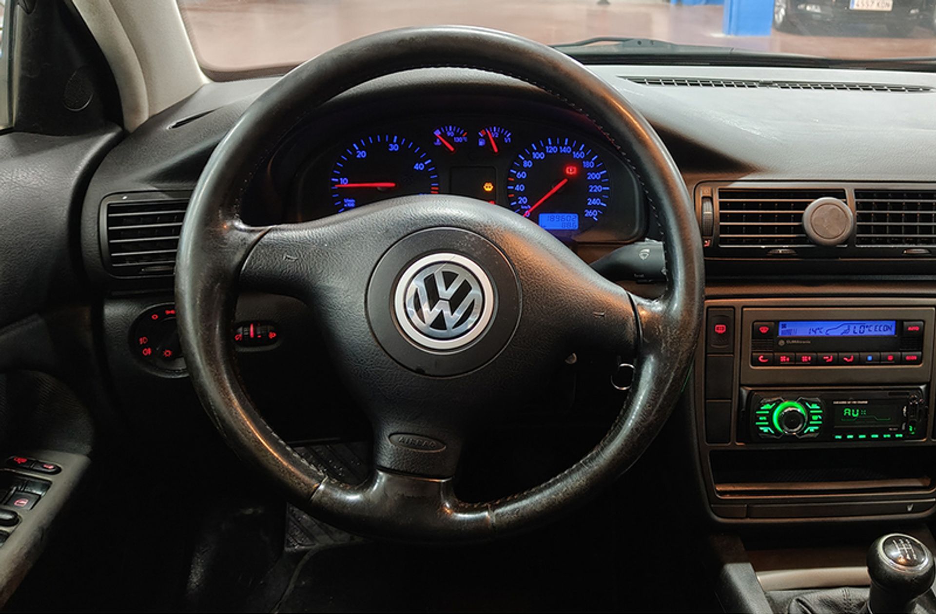 Volkswagen Passat Trendline 1.9 TDI - foto 18