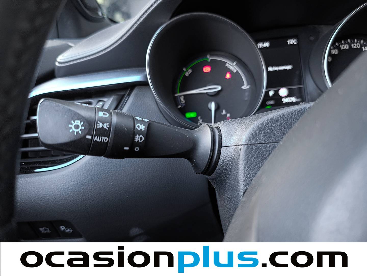 Toyota C-HR Toyota C-HR 180H Advance (184 CV) de segunda mano