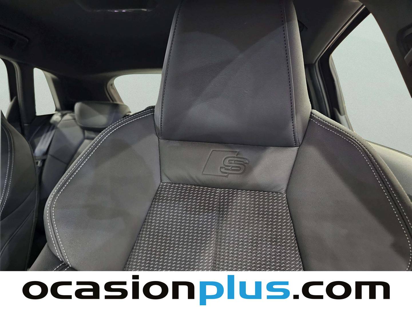 Extras y acabados del Audi A3 Audi A3 Sportback Genuine edition 35 TFSI (150 CV) S tronic