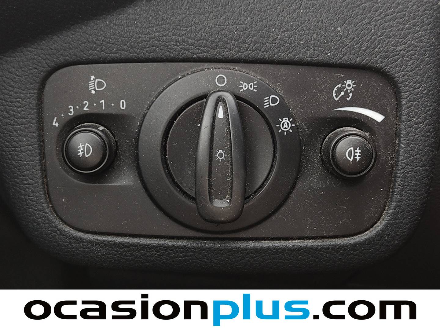 Extras y acabados del Ford C-Max Ford C-Max 1.0 EcoBoost S&S Trend (125 CV)