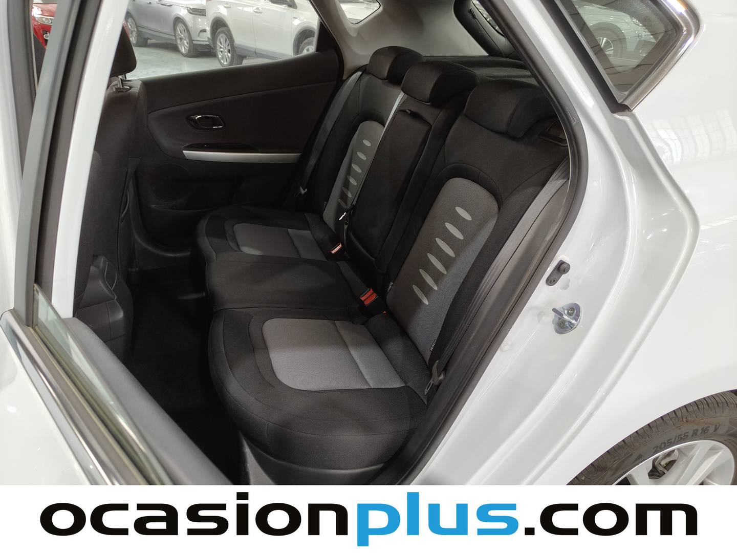 Foto asientos traseros KIA Ceed KIA Ceed 1.4 CVVT Drive (100 CV)