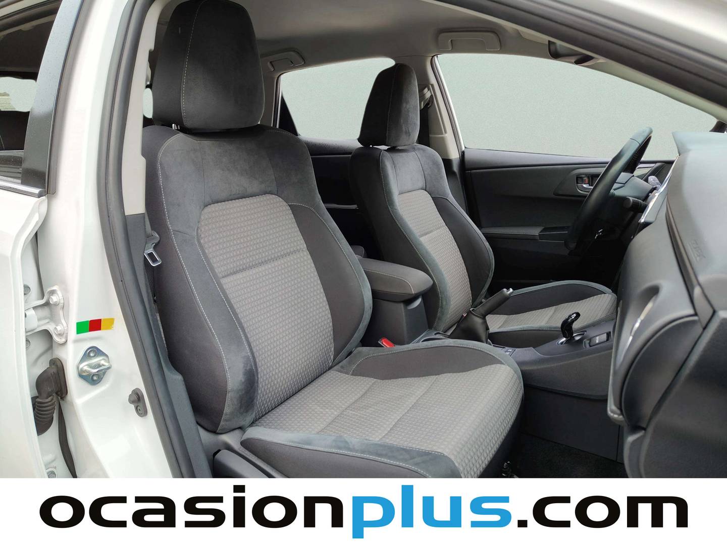 Foto Toyota Auris Toyota Auris 140H Hybrid Feel! (136 CV)