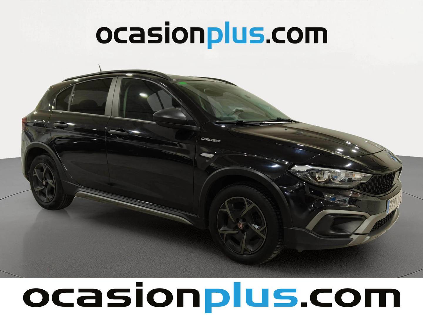 Foto delantera Fiat Tipo Fiat Tipo 1.3 Multijet City Cross (95 CV) derecha