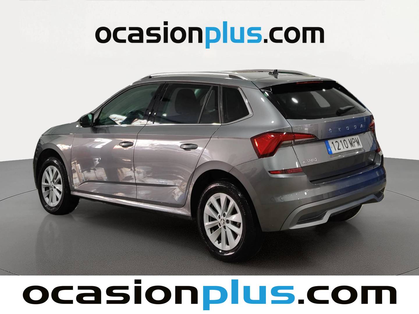 Foto trasera Skoda Kamiq Skoda Kamiq 1.0 TSI Ambition (110 CV) izquierda