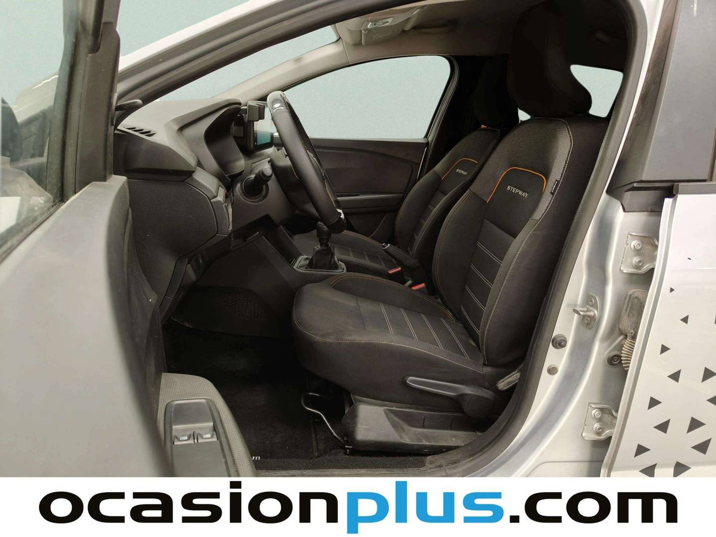 Foto asientos delanteros Dacia Sandero Dacia Sandero Stepway Essential TCe (90 CV)