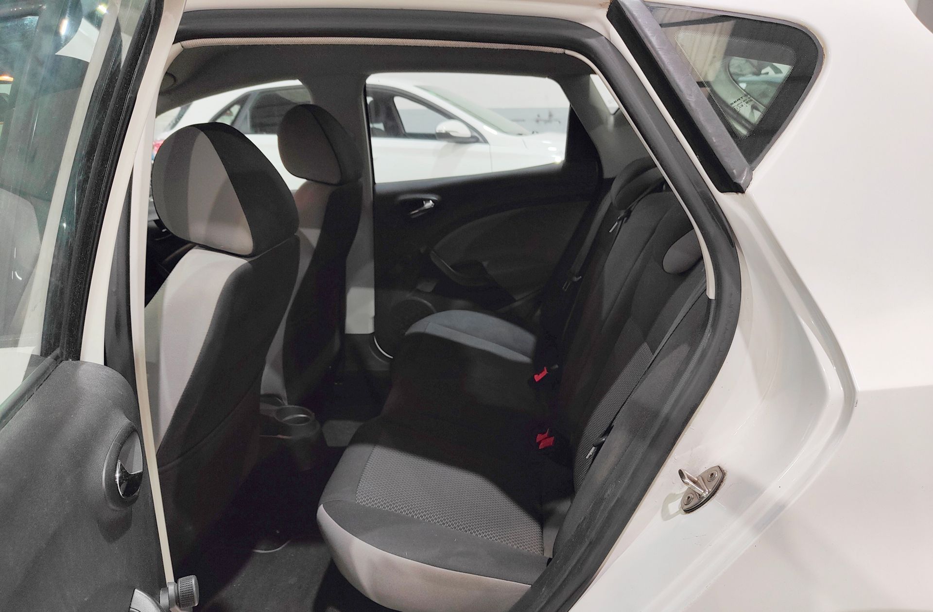 SEAT Ibiza 1.2 TSI Style - foto 9