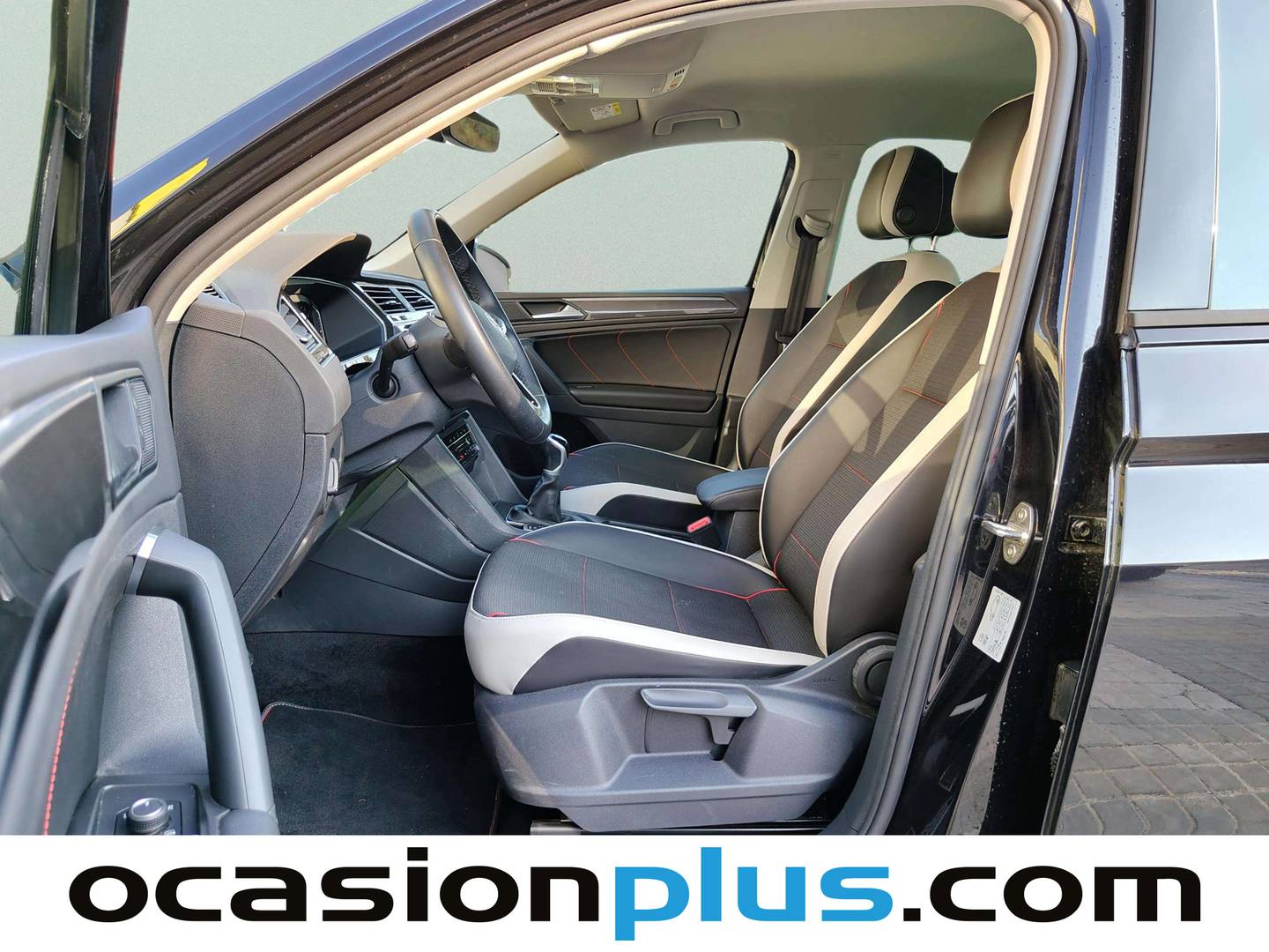 Foto asientos delanteros Volkswagen Tiguan Volkswagen Tiguan Urban Sport 1.5 TSI (130 CV)