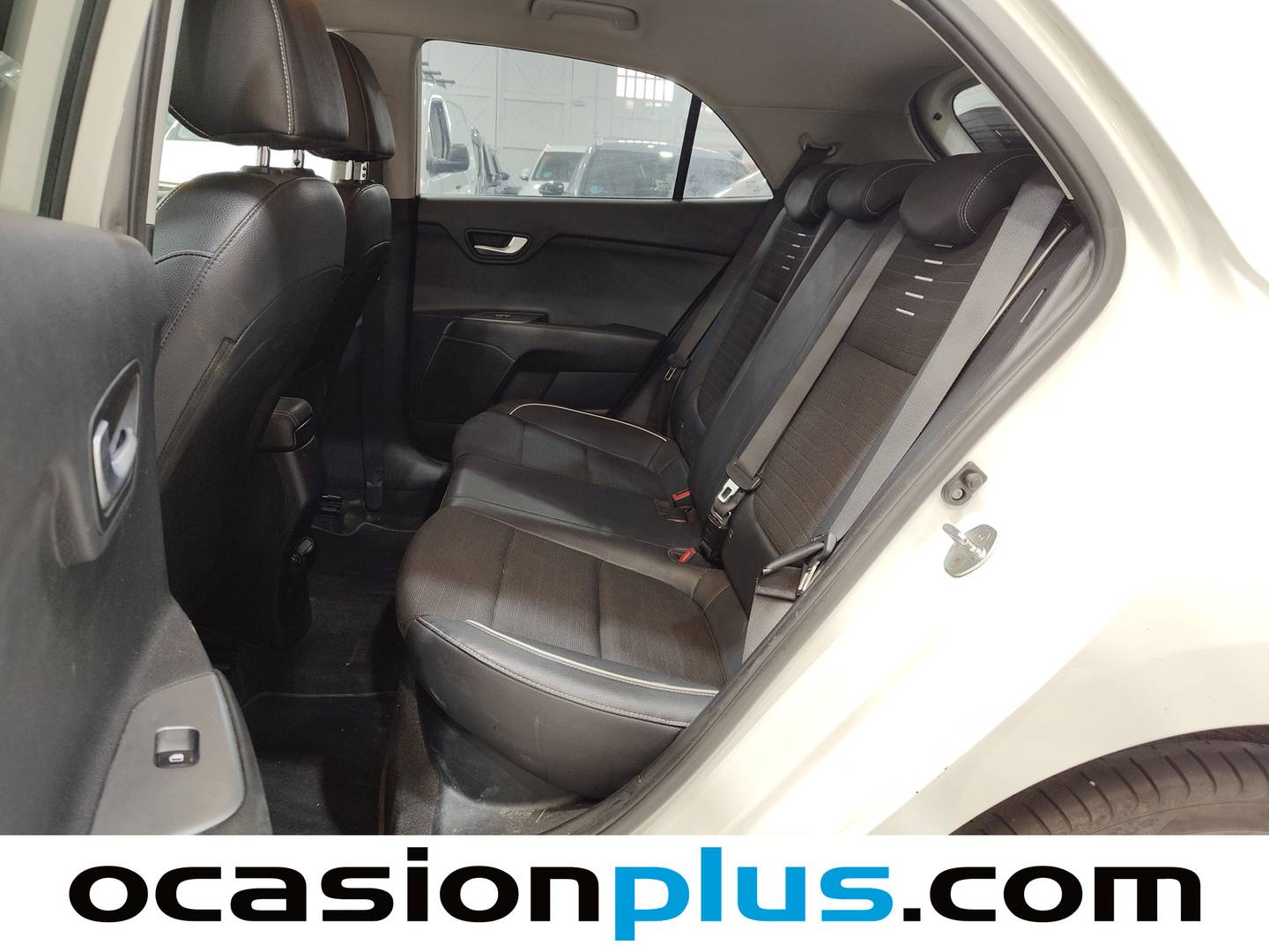 Foto asientos traseros KIA Rio KIA Rio 1.2 DPi GT Line (84 CV)