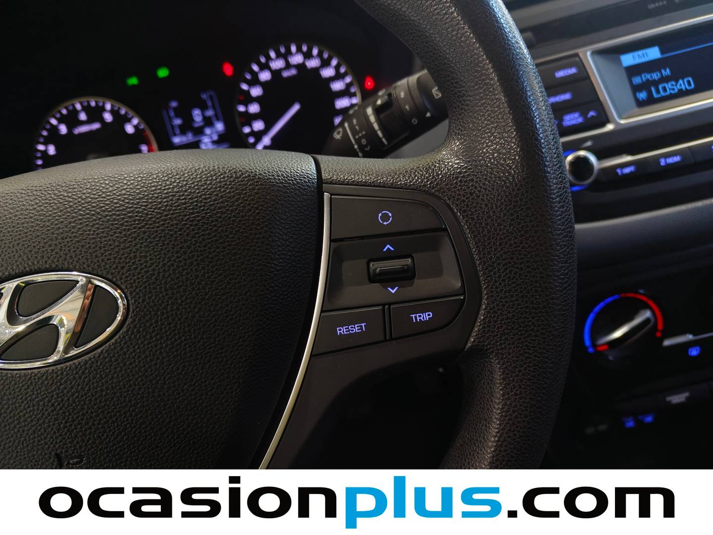 Hyundai i20 Hyundai i20 1.2 MPI Essence (84 CV) seminuevo