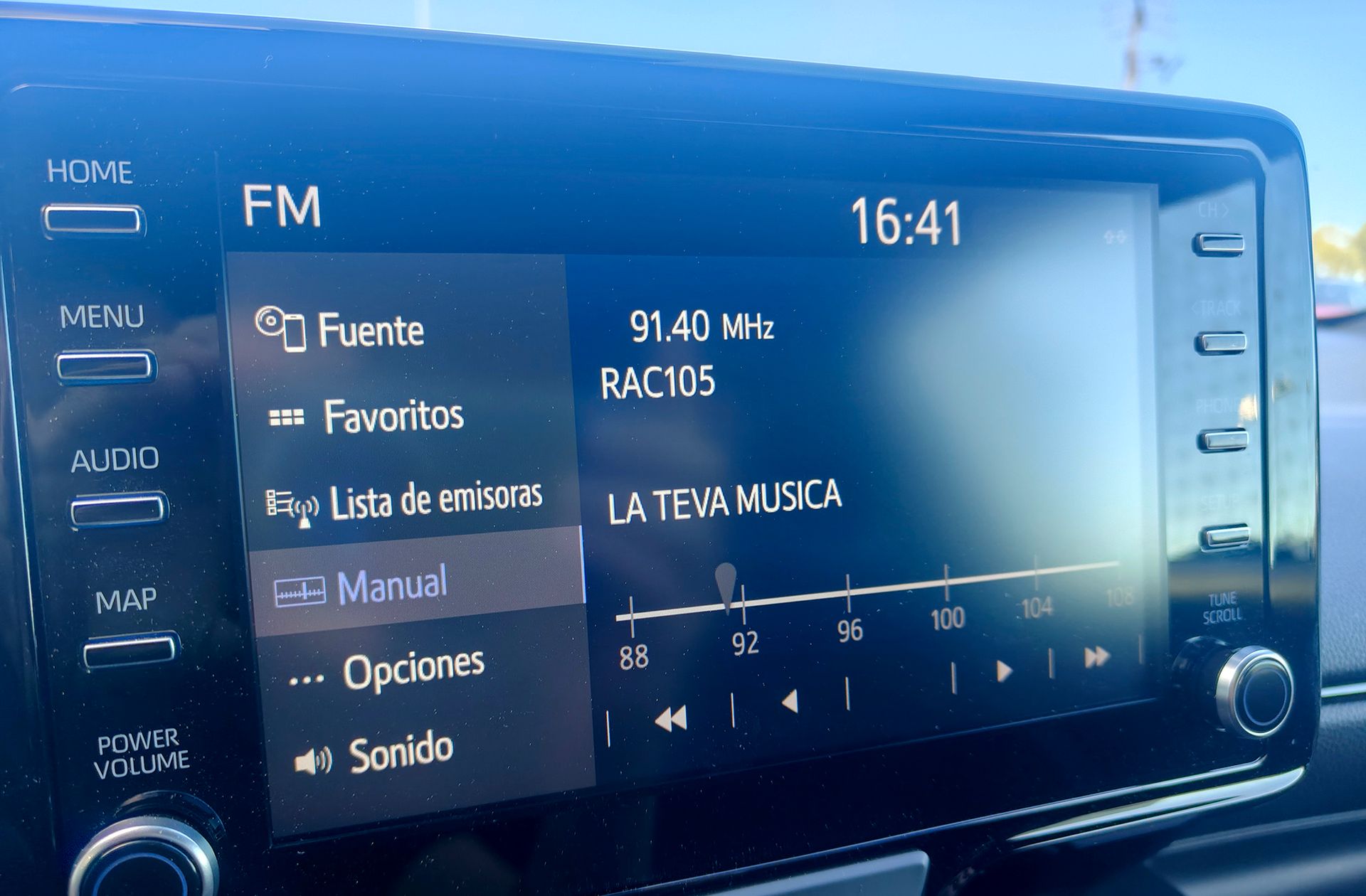 Toyota GR Yaris 1.6 RZ - foto 33