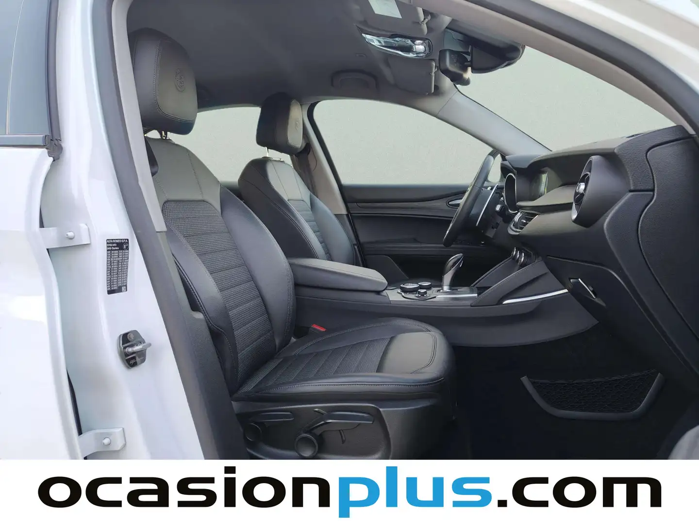 Foto Alfa Romeo Stelvio Alfa Romeo Stelvio 2.2 Diesel Executive RWD (160 CV)