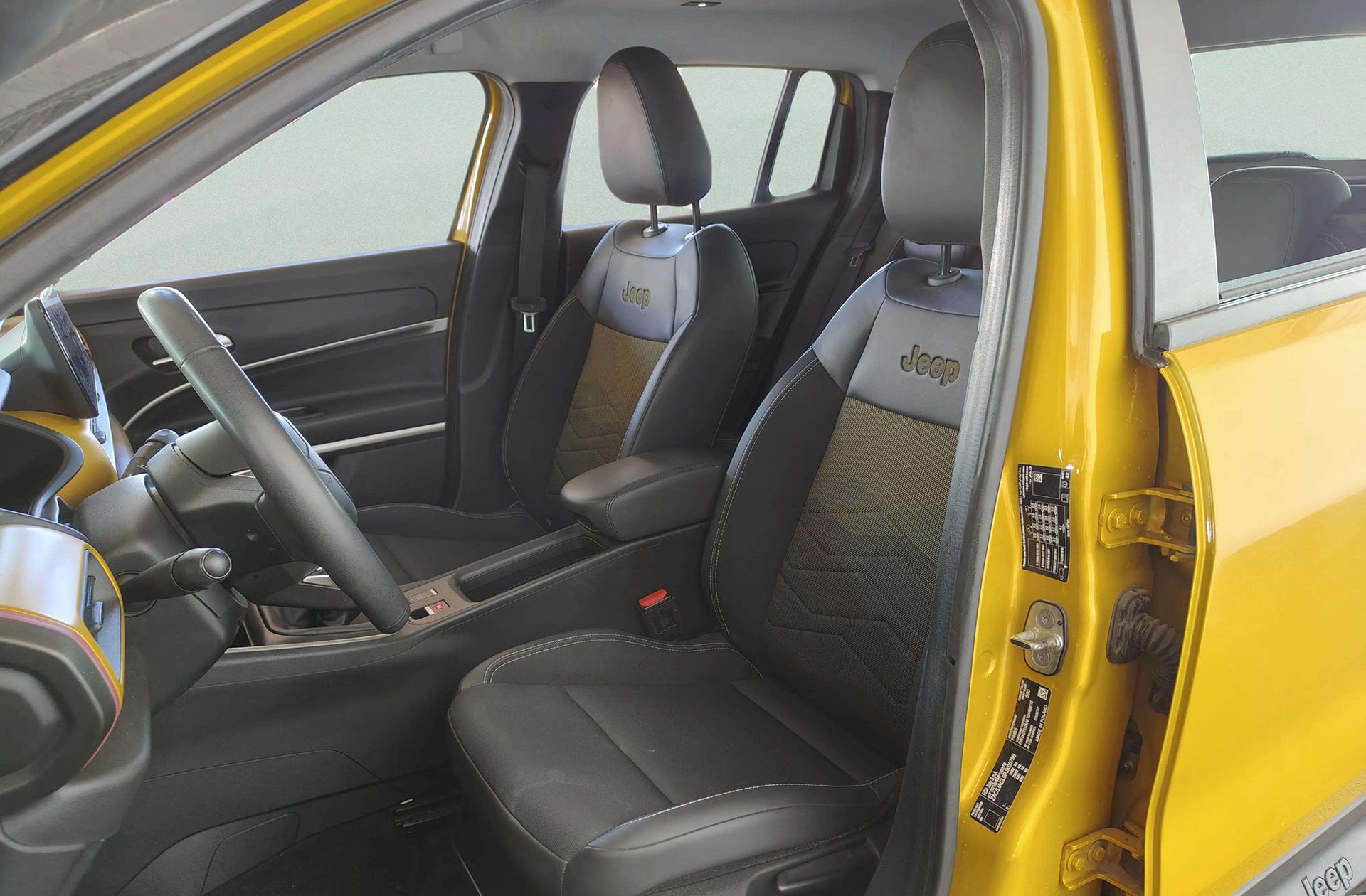Jeep Avenger 1.2 G Summit - foto 13