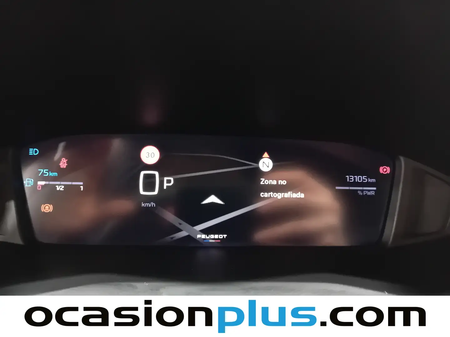 Foto Peugeot 2008 Peugeot 2008 Allure Hybrid eDCS6 (145 CV)