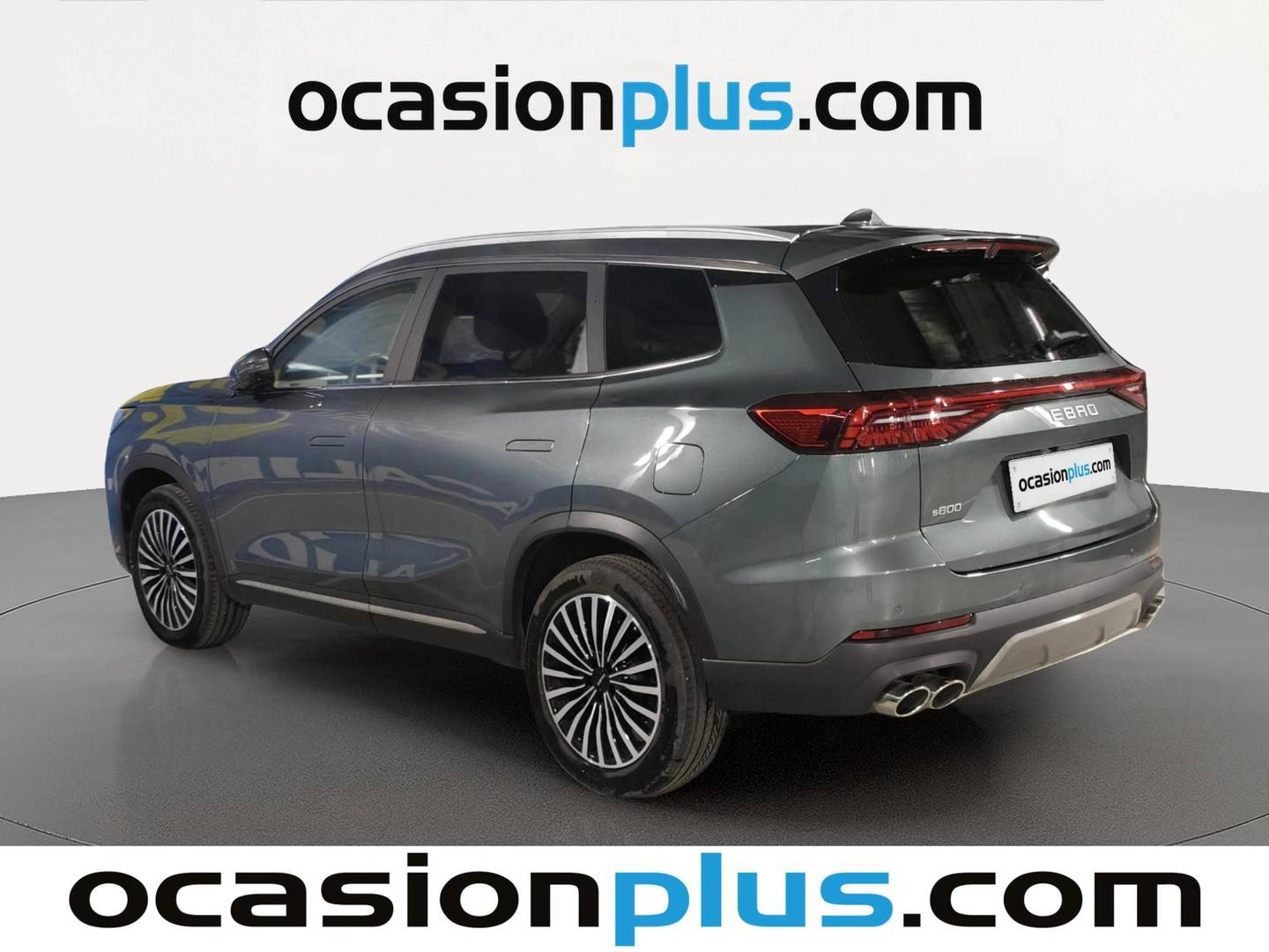 Foto trasera EBRO S800 EBRO S800 1.6 TGDI Premium DCT (147 CV) 7 Plazas izquierda