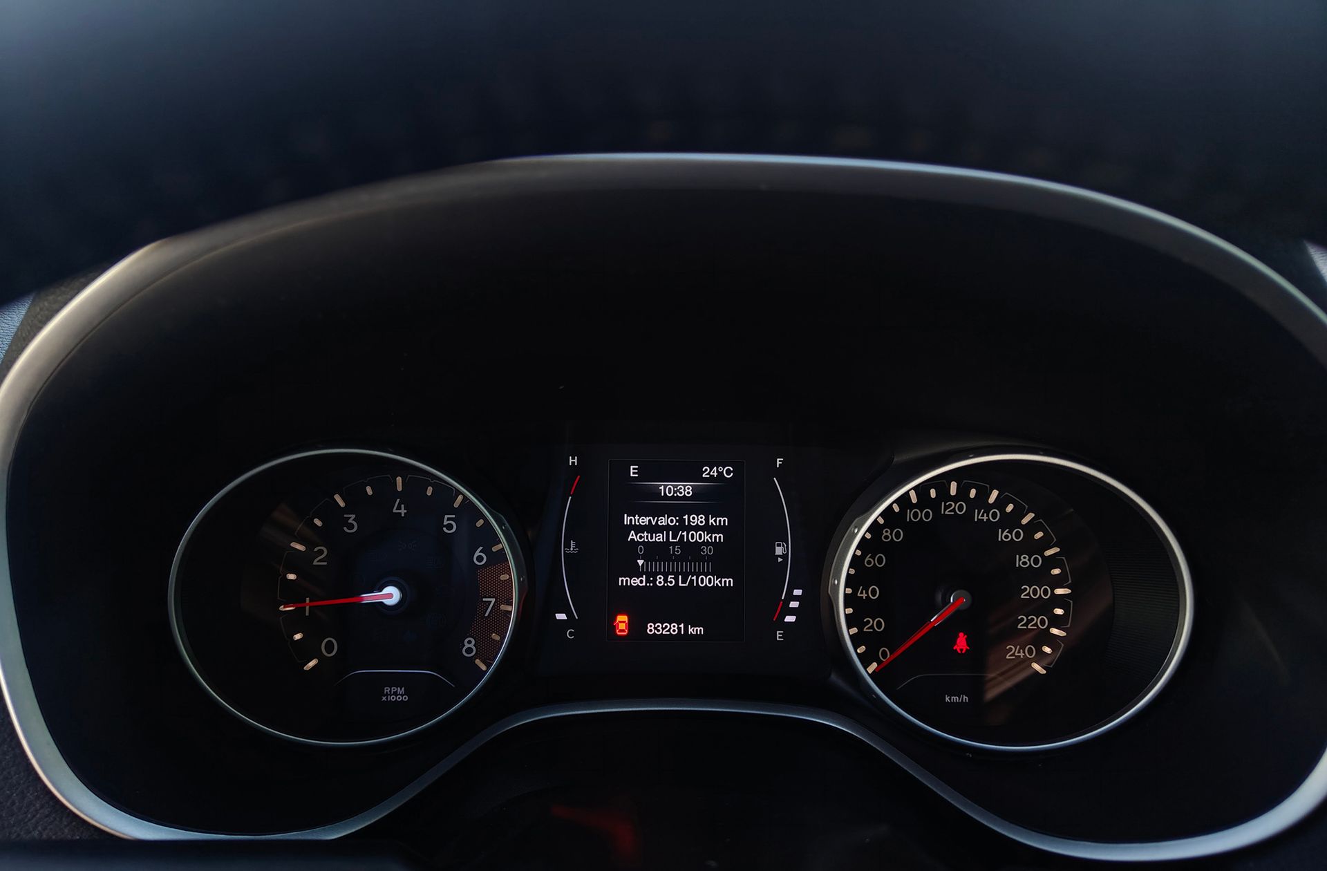 Jeep Compass 1.4 MultiAir Sport 4x2 - foto 19