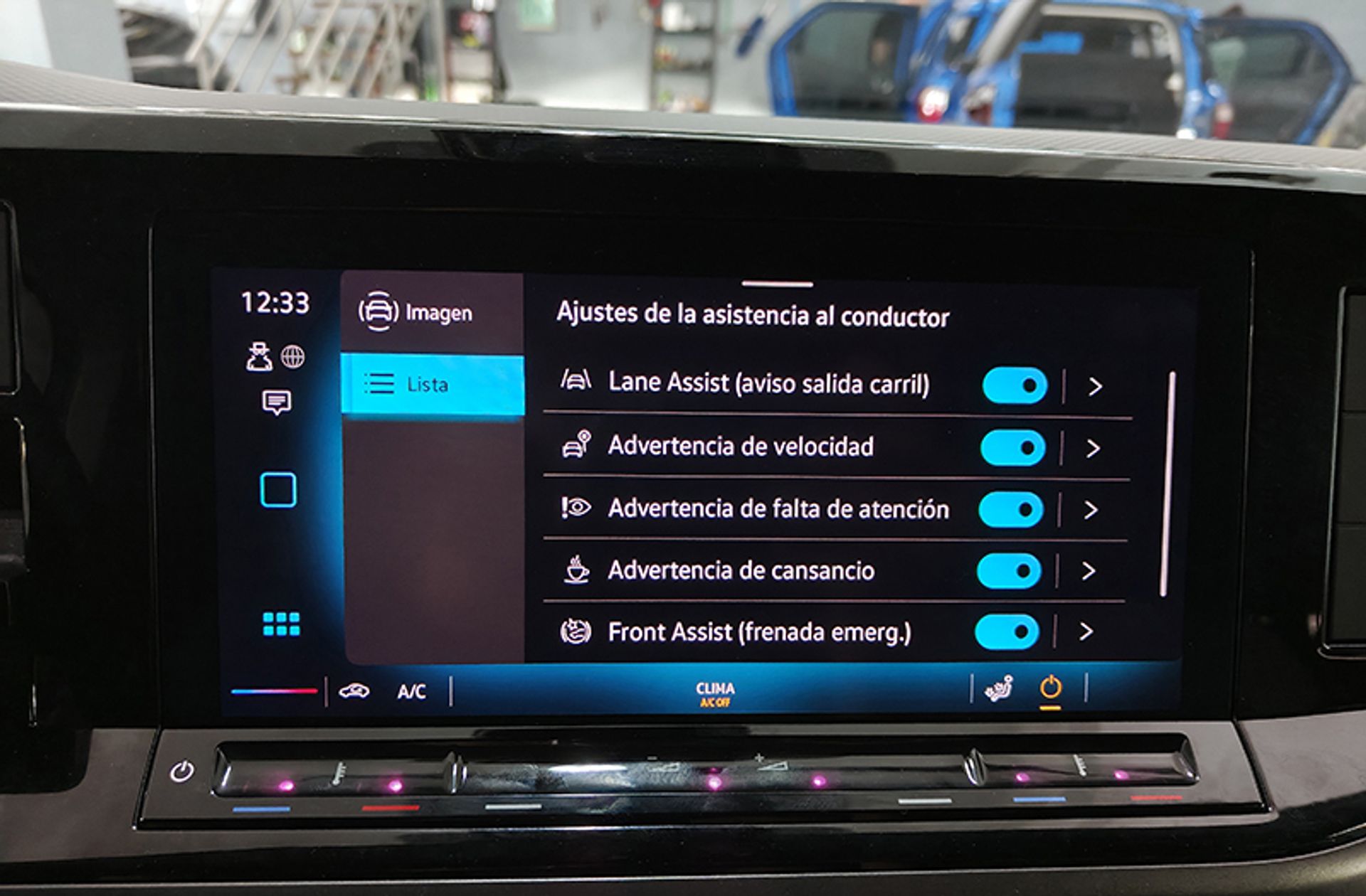 Volkswagen Multivan 2.0 TDI Batalla Corta DSG 7 plazas - foto 32