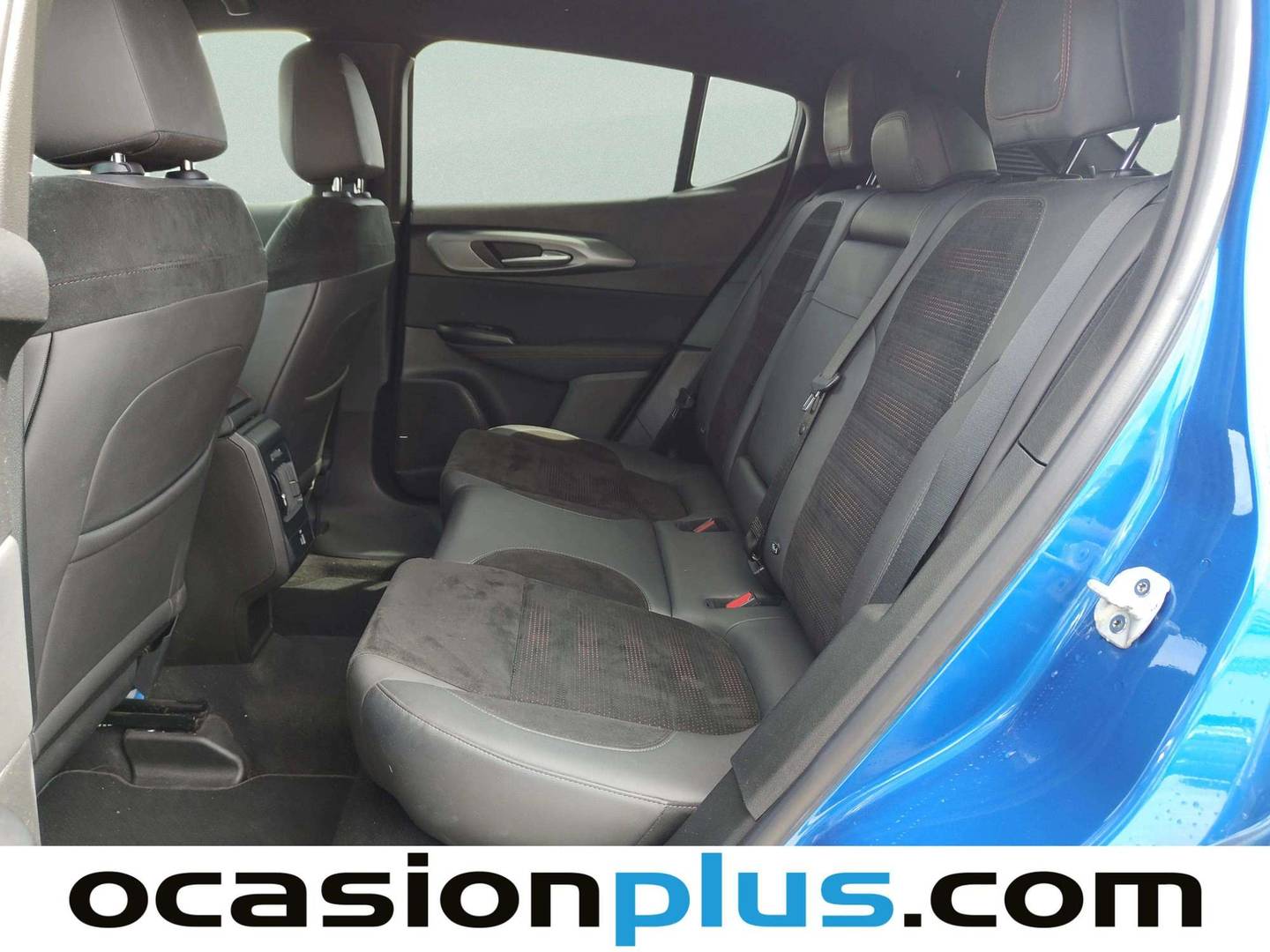 Foto asientos traseros Alfa Romeo Tonale Alfa Romeo Tonale 1.5 MHEV Speciale FWD Auto (130 CV)