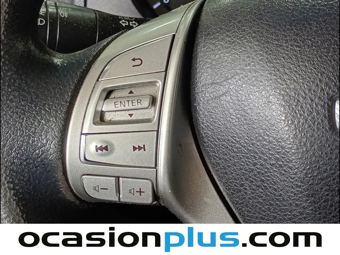 Foto Nissan Navara Nissan Navara PickUp 2.3 dCi Doble Cabina EU6 (160 CV)