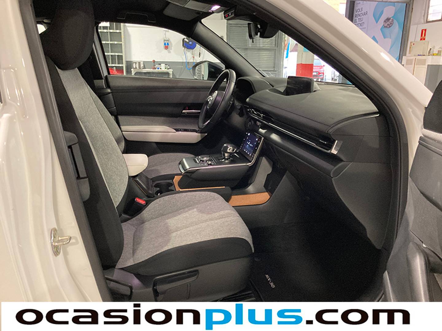 Foto Mazda MX-30 Mazda MX-30 e-SKYACTIVE Origin (146 CV)