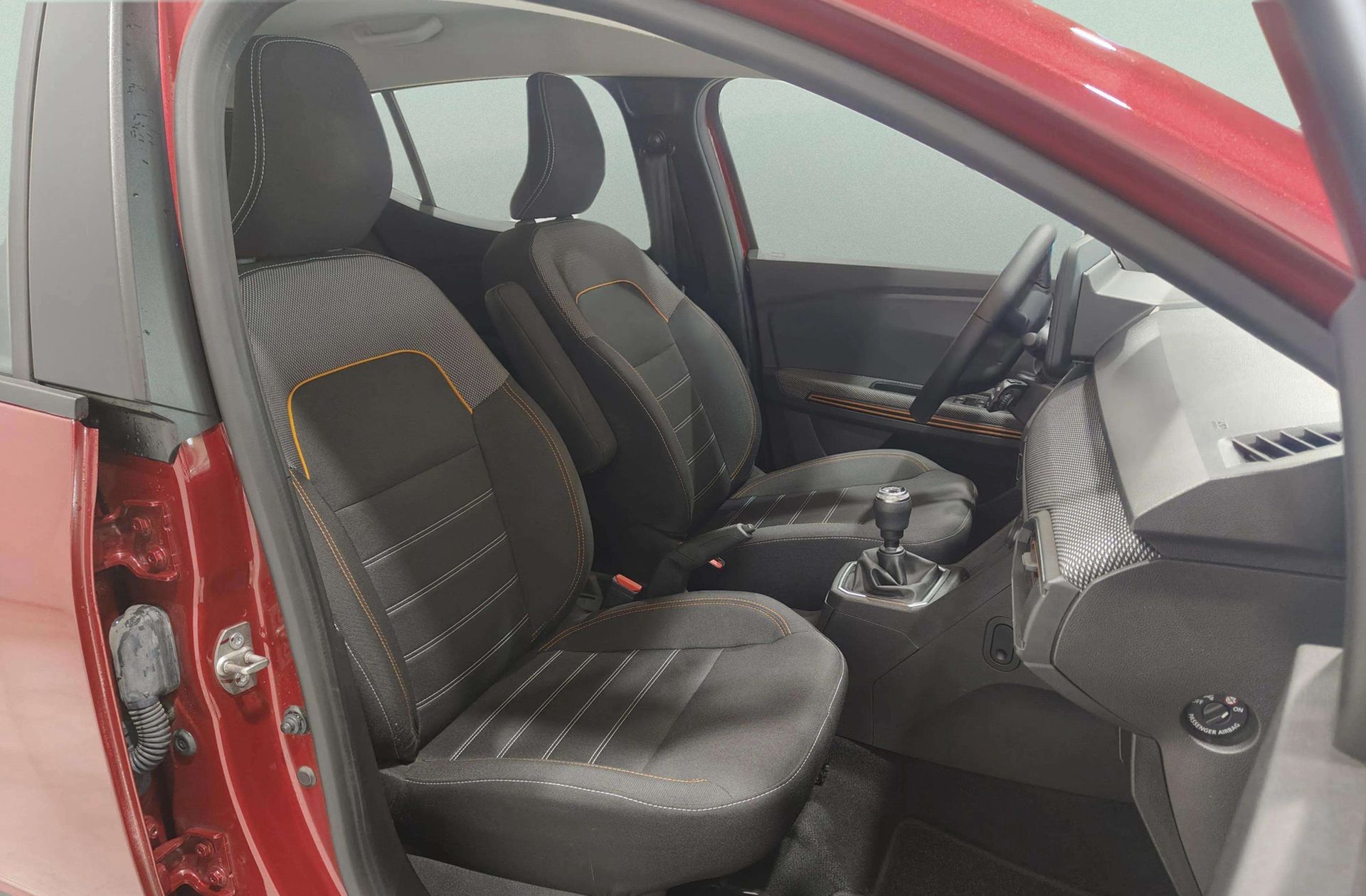 Dacia Sandero Stepway Comfort TCe - foto 19