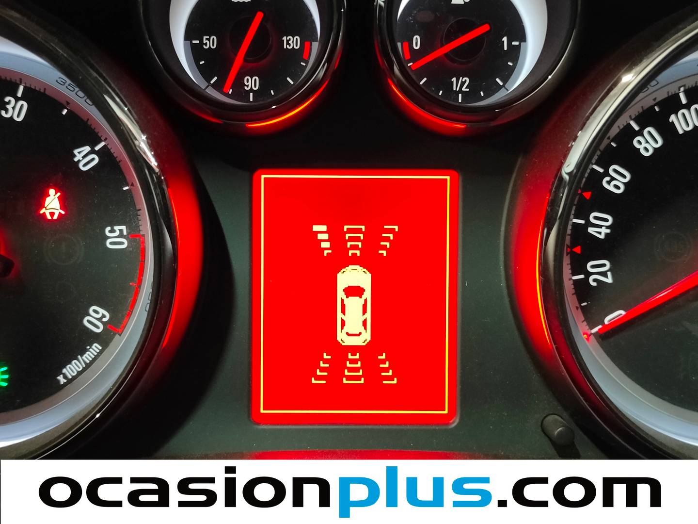 Extras y acabados del Opel Astra Opel Astra 1.6 CDTI Selective (136 CV)