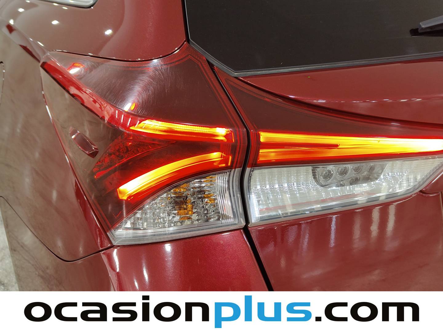 Foto Toyota Auris Toyota Auris 140H Hybrid Touring Sports Feel! (136 CV)