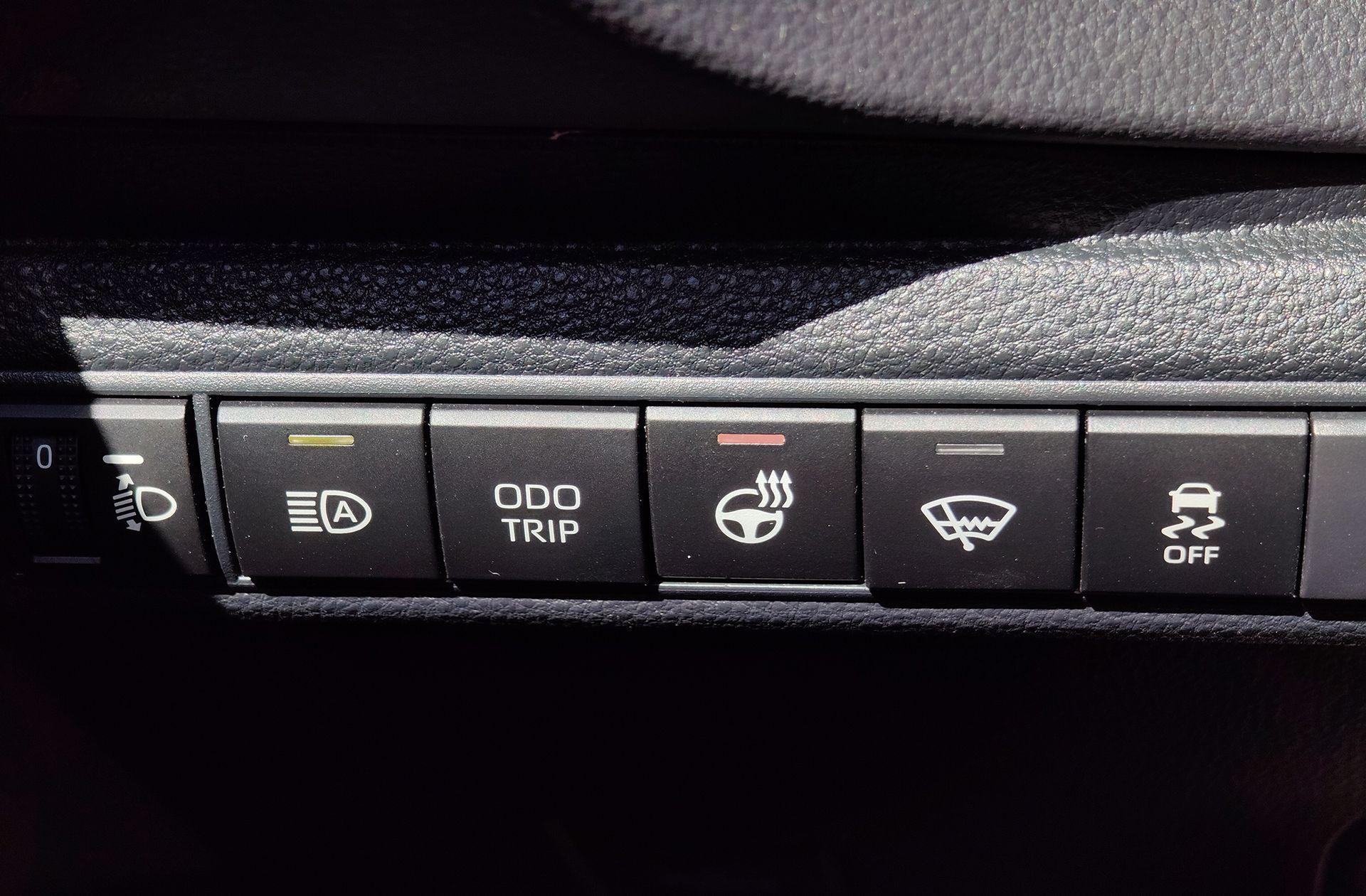 Toyota Corolla 140H Style - foto 8