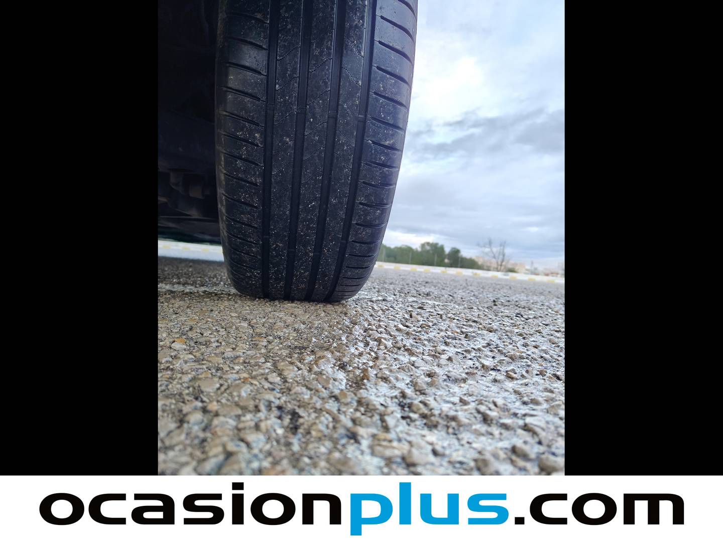 Foto Toyota C-HR Toyota C-HR 1.8 125H Style Plus  (122 CV)