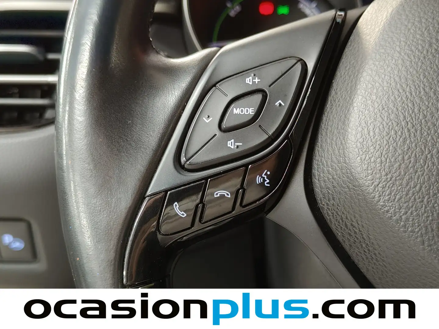 Foto Toyota C-HR Toyota C-HR 1.8 125H Advance  (122 CV)