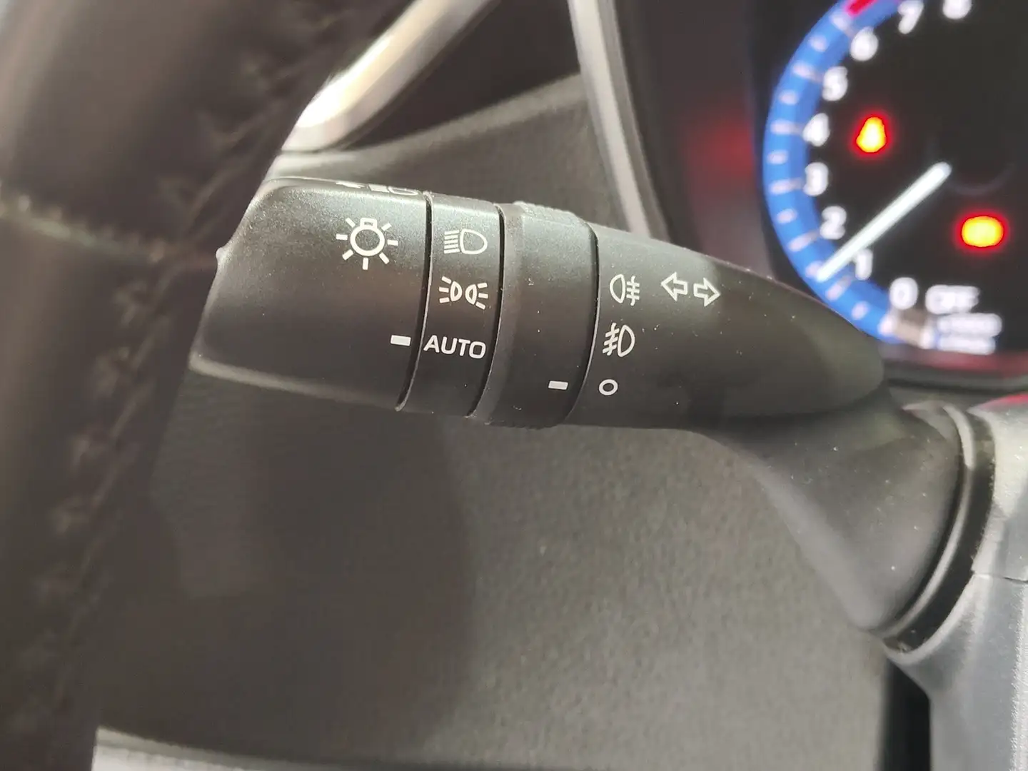 Foto Toyota Corolla Toyota Corolla 180H Advance E-CVT (180 CV)