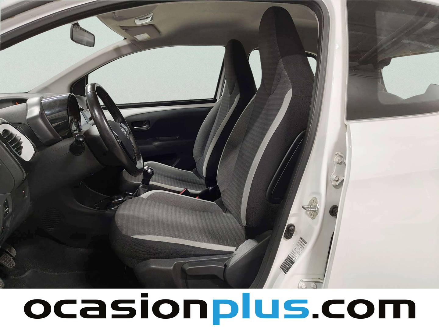 Foto asientos delanteros Toyota Aygo Toyota Aygo 1.0 70 x-play (72 CV)
