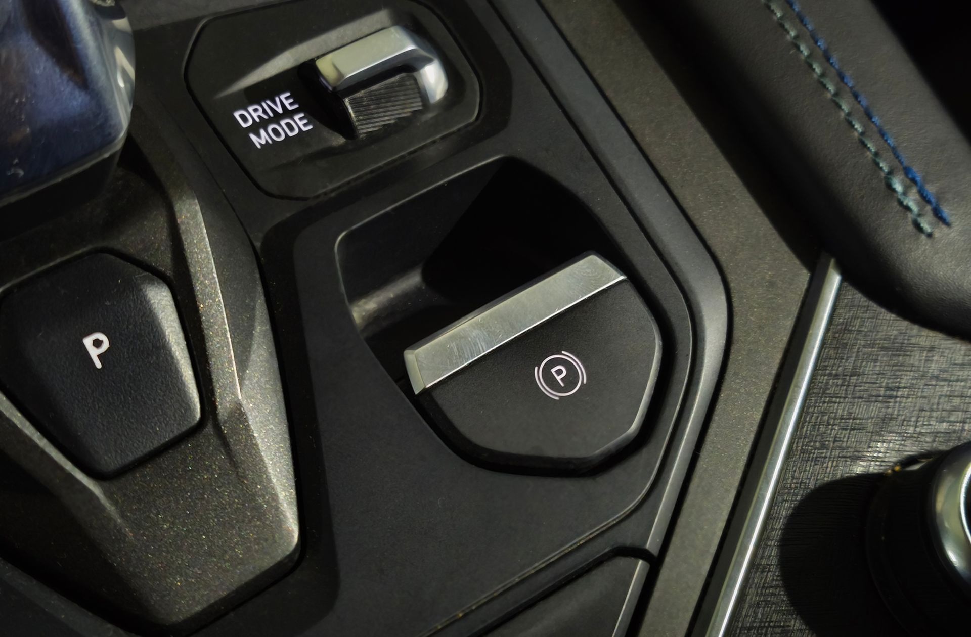Lynk & Co 01 1.5 PHEV - foto 35