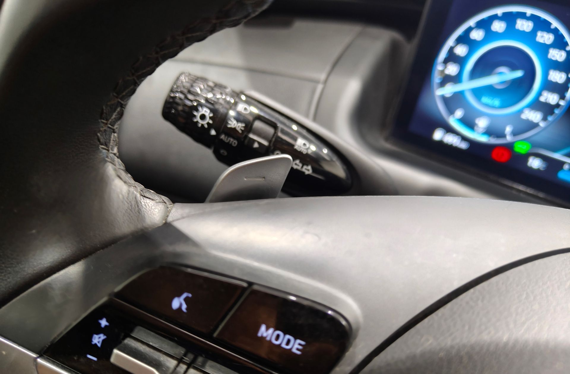 Hyundai Tucson 1.6 T-GDi HEV Maxx - foto 27