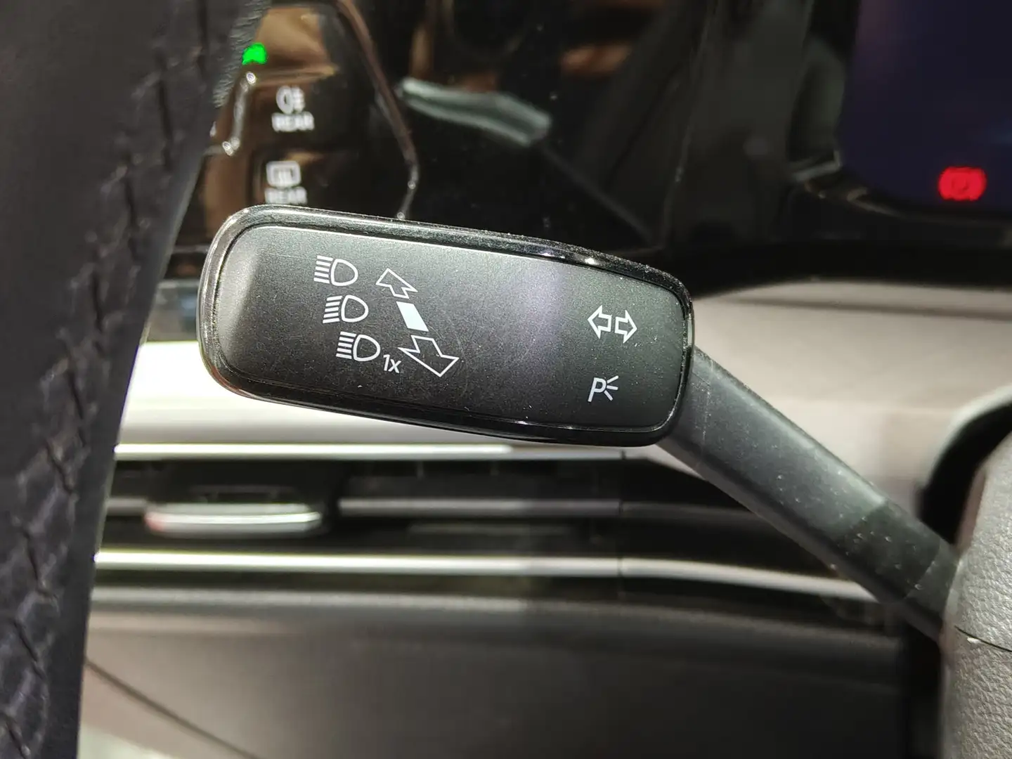 Foto Volkswagen Golf Volkswagen Golf Life 2.0 TDI (115 CV)