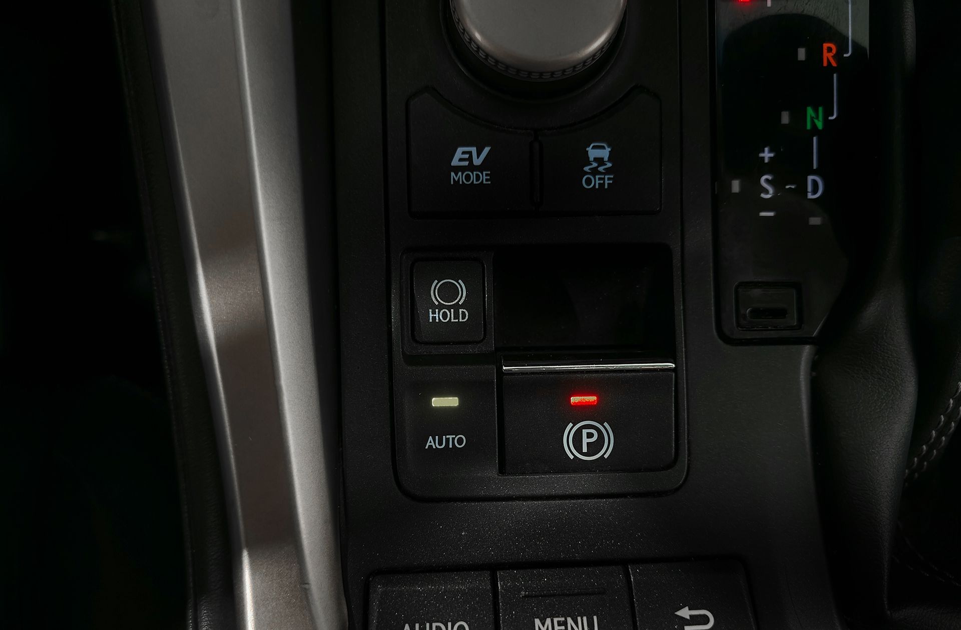 Lexus NX 300h Corporate 2WD Navibox - foto 30