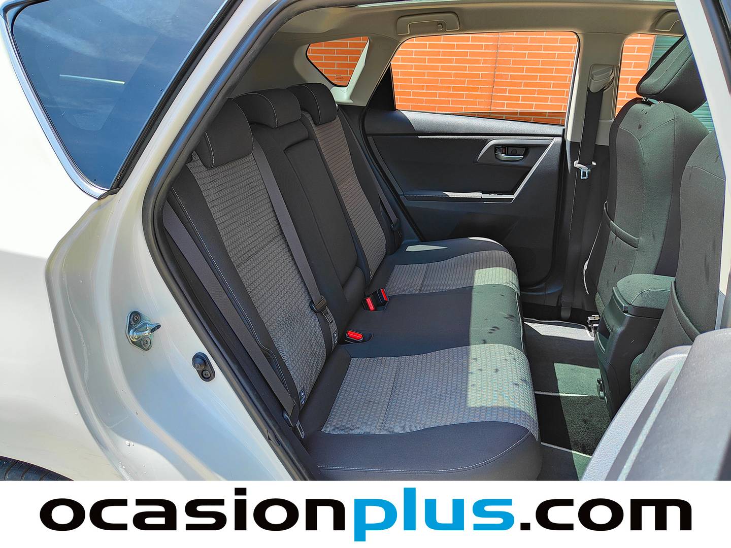 Toyota Auris Toyota Auris 140H Hybrid Feel! (136 CV) al mejor precio