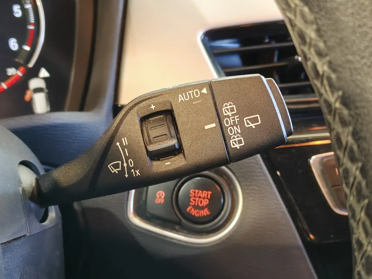 Foto BMW X1 BMW X1 sDrive18d Business (150 CV)