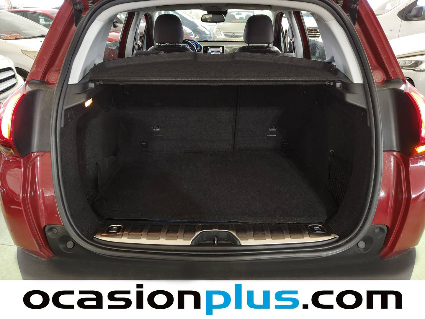 Foto Peugeot 2008 Peugeot 2008 BlueHDi 100 Allure (100 CV)