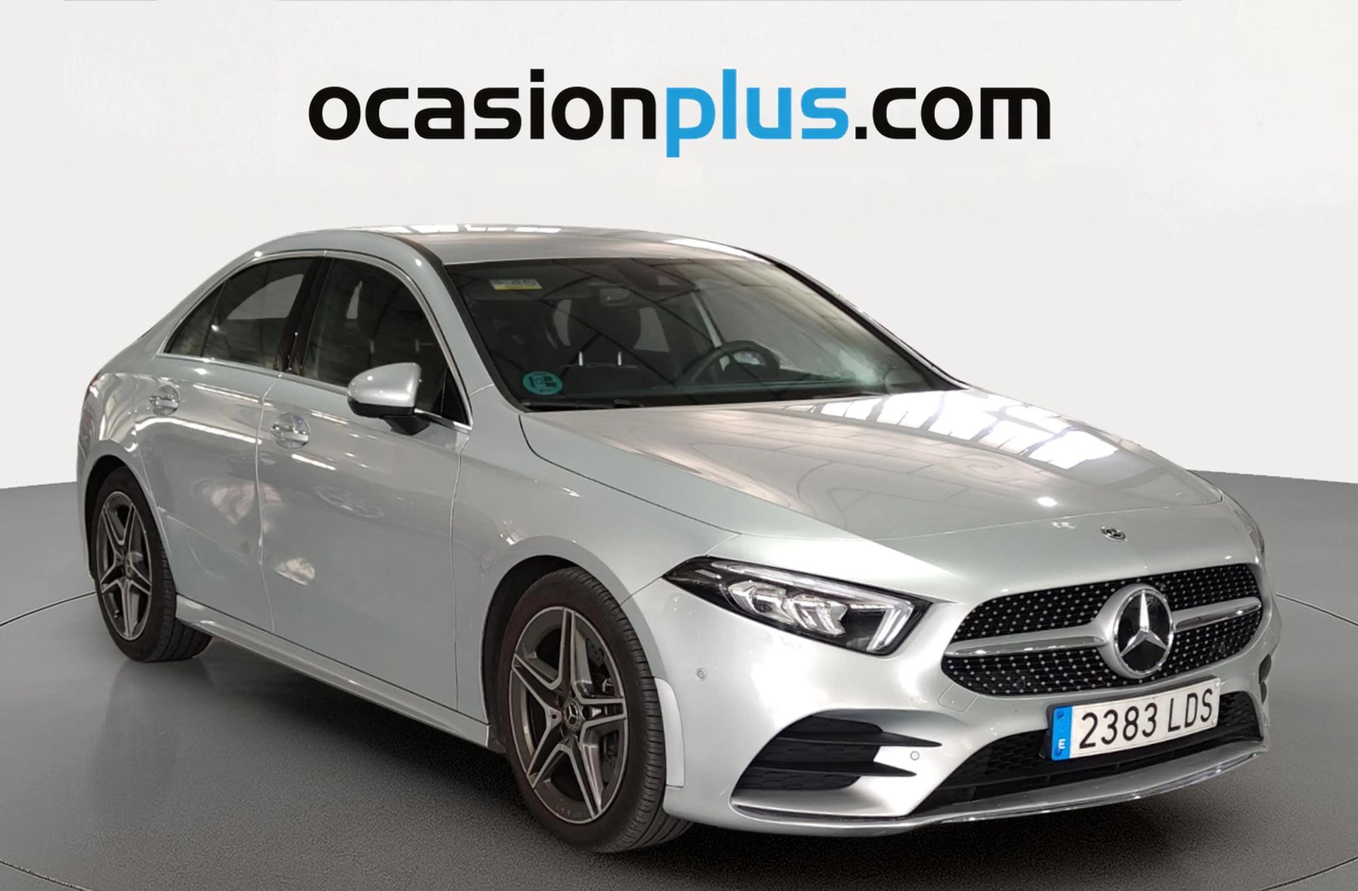 Mercedes-Benz Clase A 220 Sedán 4Matic Pack AMG - foto 2