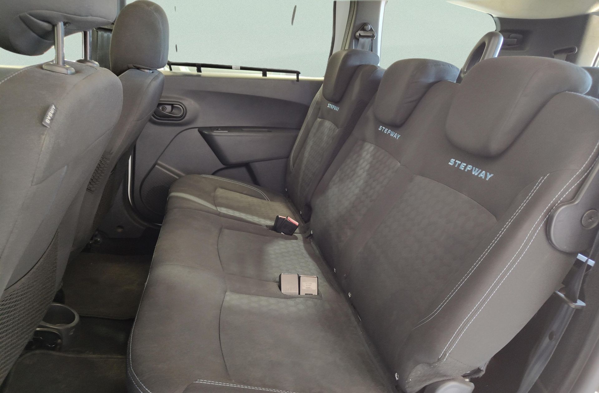 Dacia Lodgy Stepway dCi 7 plazas - foto 10