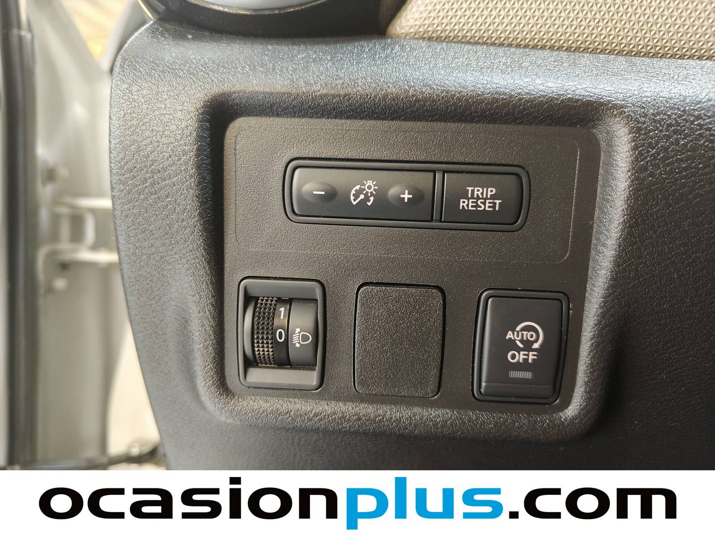 Extras y acabados del Nissan Micra Nissan Micra IG-T 90 S&S Acenta (90 CV)