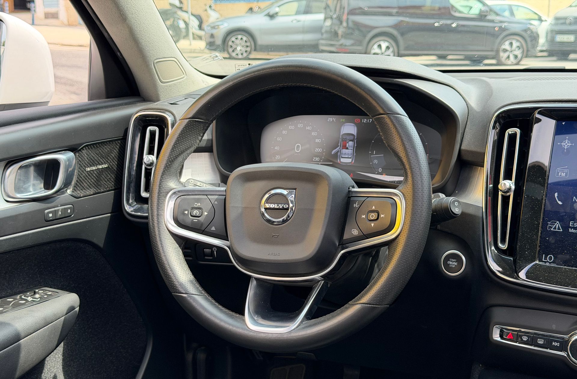 Volvo XC40 D3 Momentum - foto 21