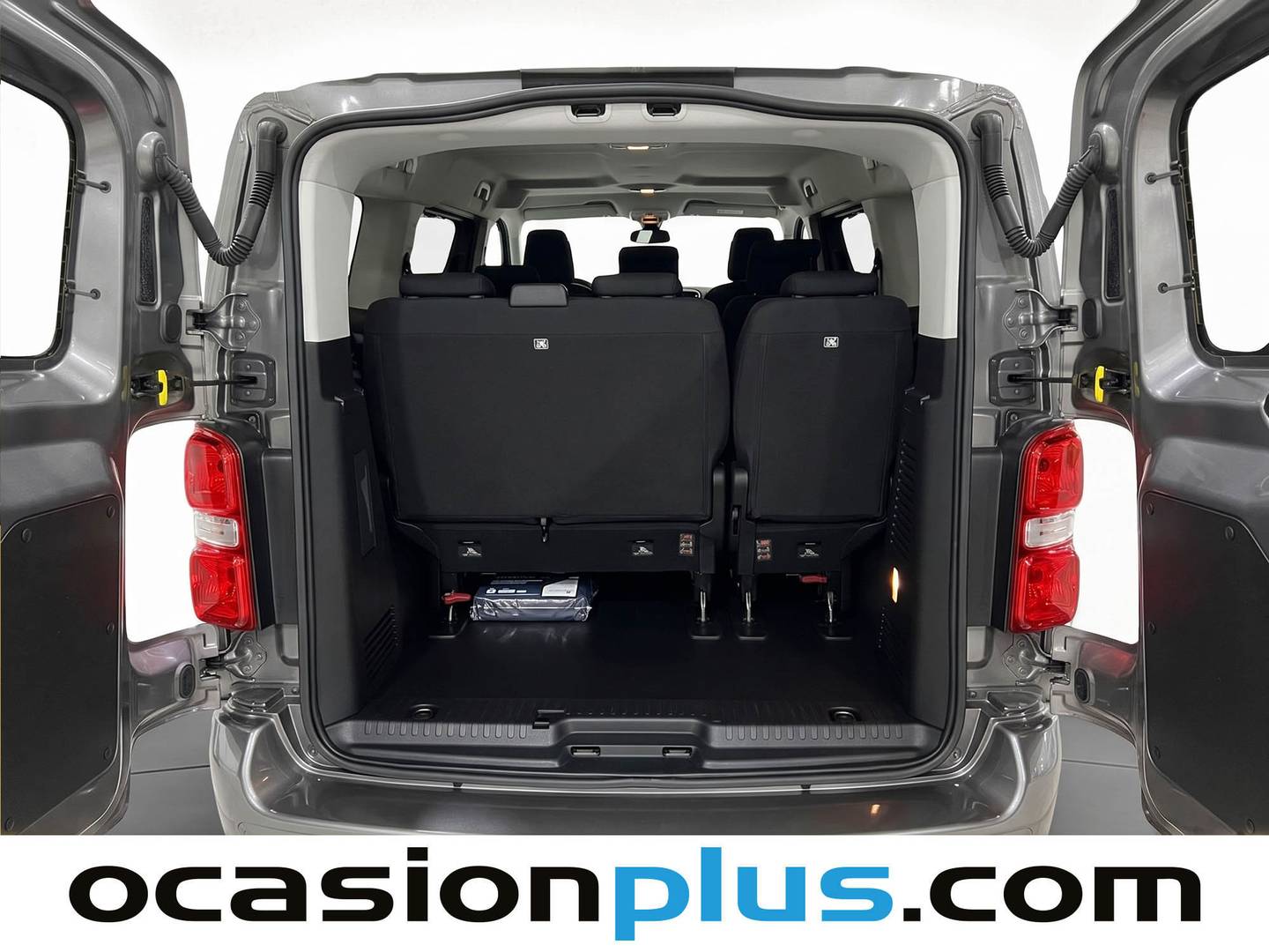 Fotos maletero Toyota Proace Verso Toyota Proace Verso 2.0D VX Plus Shuttle L1 (145 CV) 9 Plazas