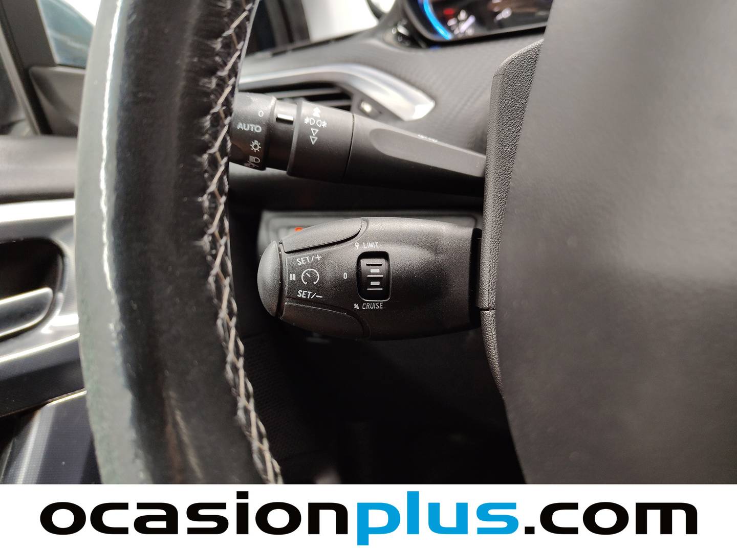 Peugeot 2008 Peugeot 2008 BlueHDi 100 Allure (100 CV) de segunda mano