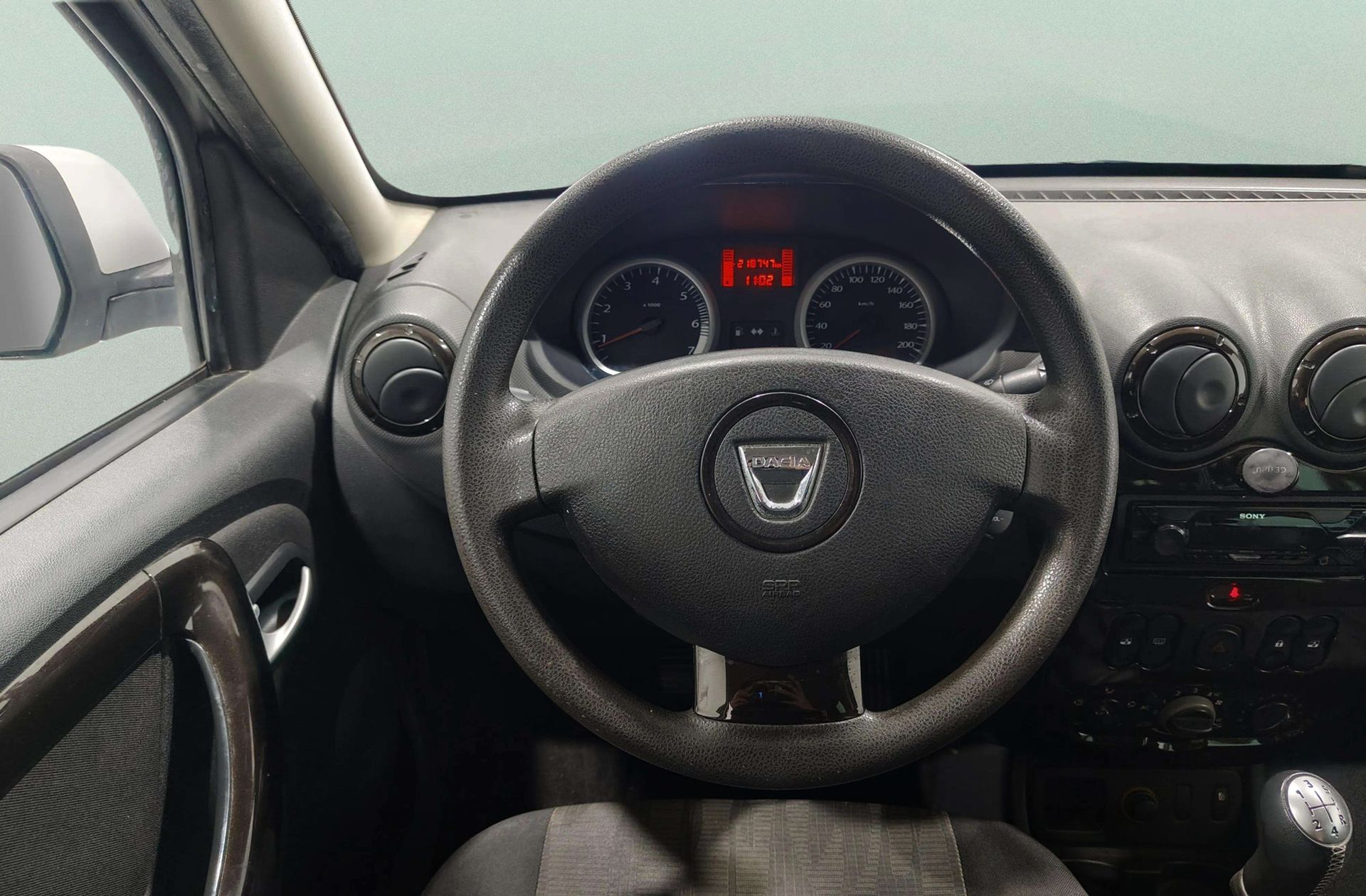 Dacia Duster Laureate dCi - foto 19