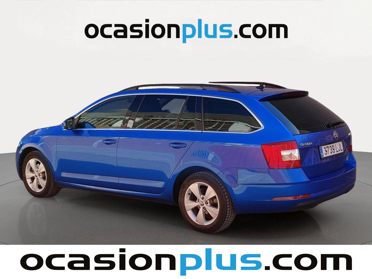 Foto trasera Skoda Octavia Skoda Octavia Combi 1.5 TSI Ambition (150 CV) izquierda