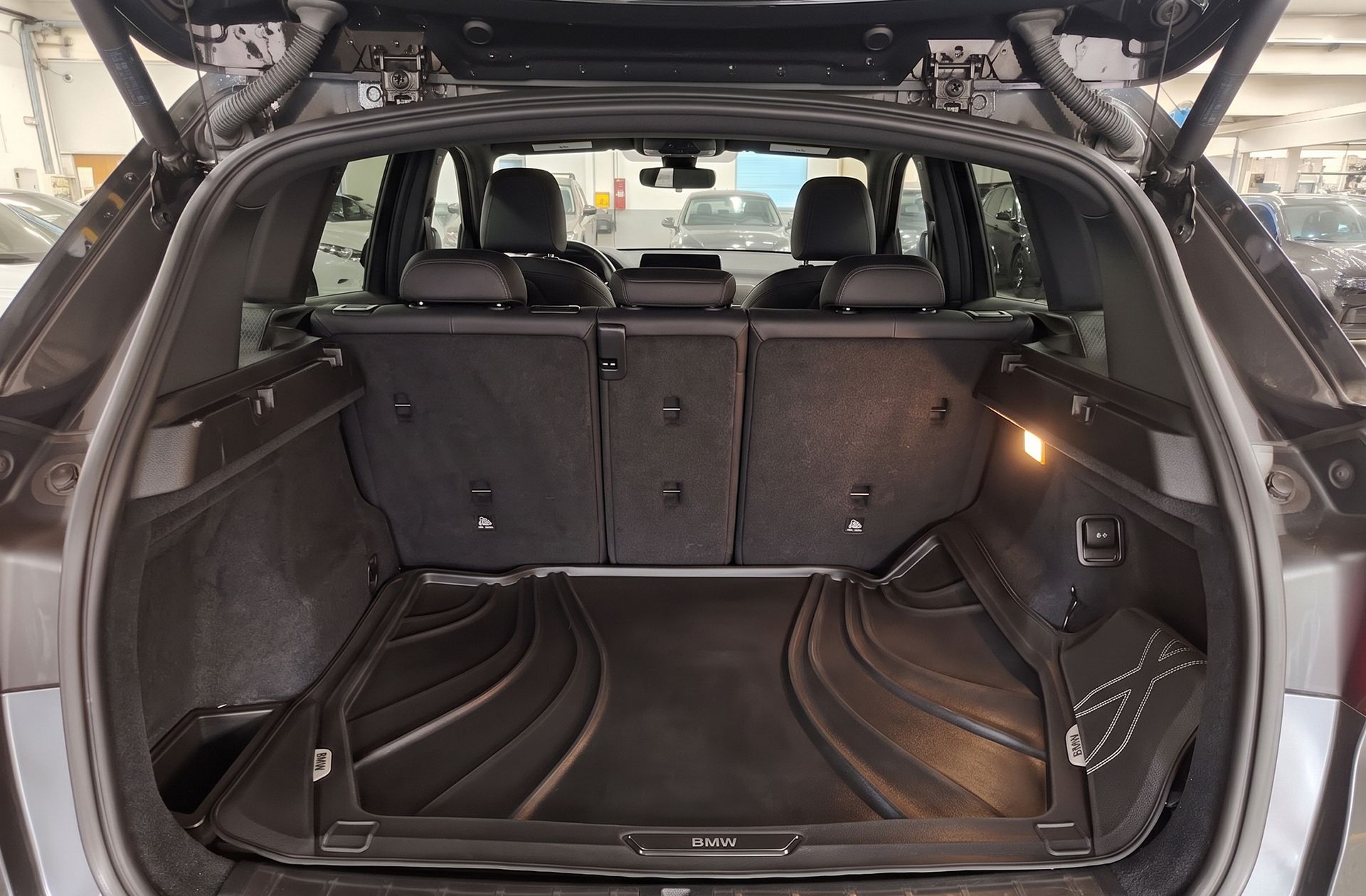 BMW X1 sDrive18d Pack M - foto 17