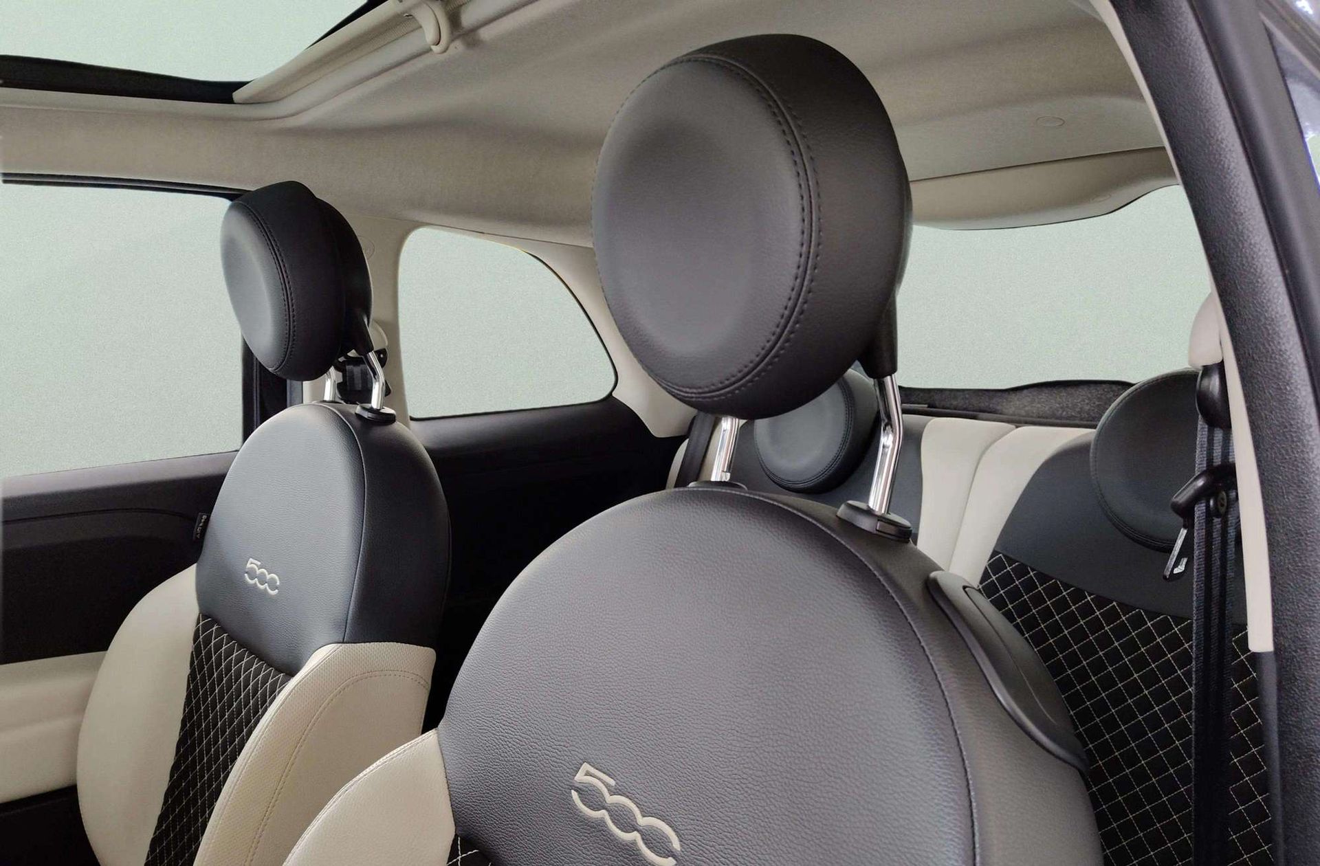 Fiat 500 Dolcevita 1.0 Hybrid - foto 11