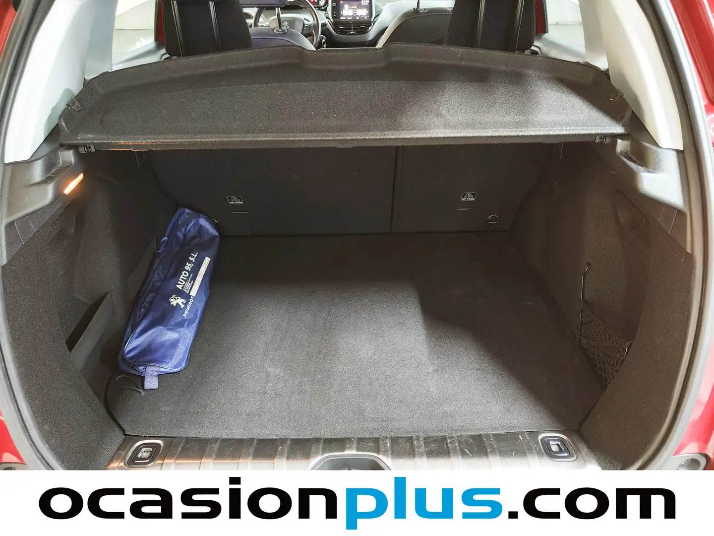 Foto Peugeot 2008 Peugeot 2008 BlueHDi 100 S&S Allure (100 CV)